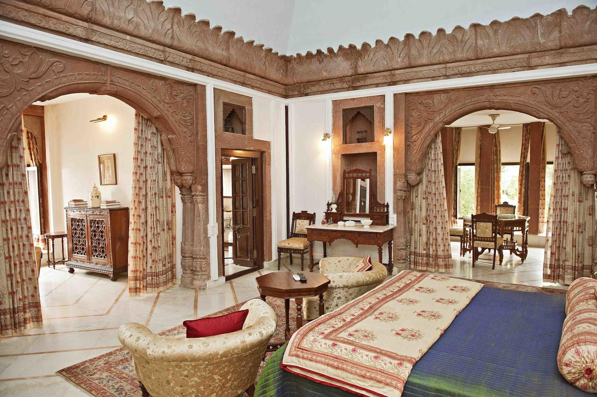 Welcomheritage Bal Samand Lake Palace Jodhpur  Exterior photo