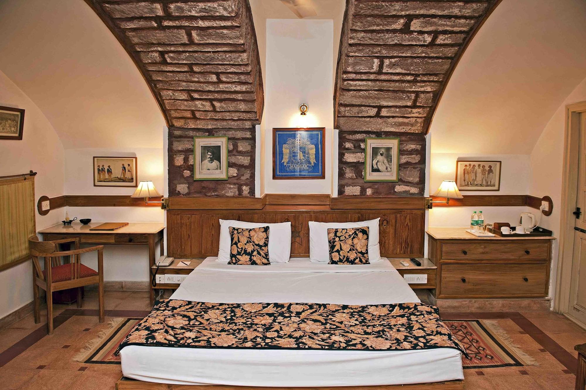 Welcomheritage Bal Samand Lake Palace Jodhpur  Exterior photo