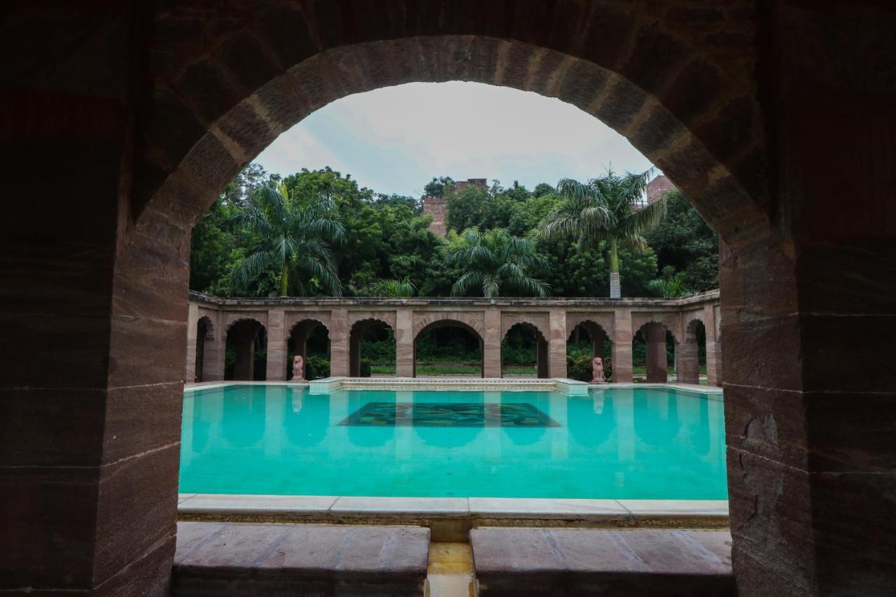 Welcomheritage Bal Samand Lake Palace Jodhpur  Exterior photo