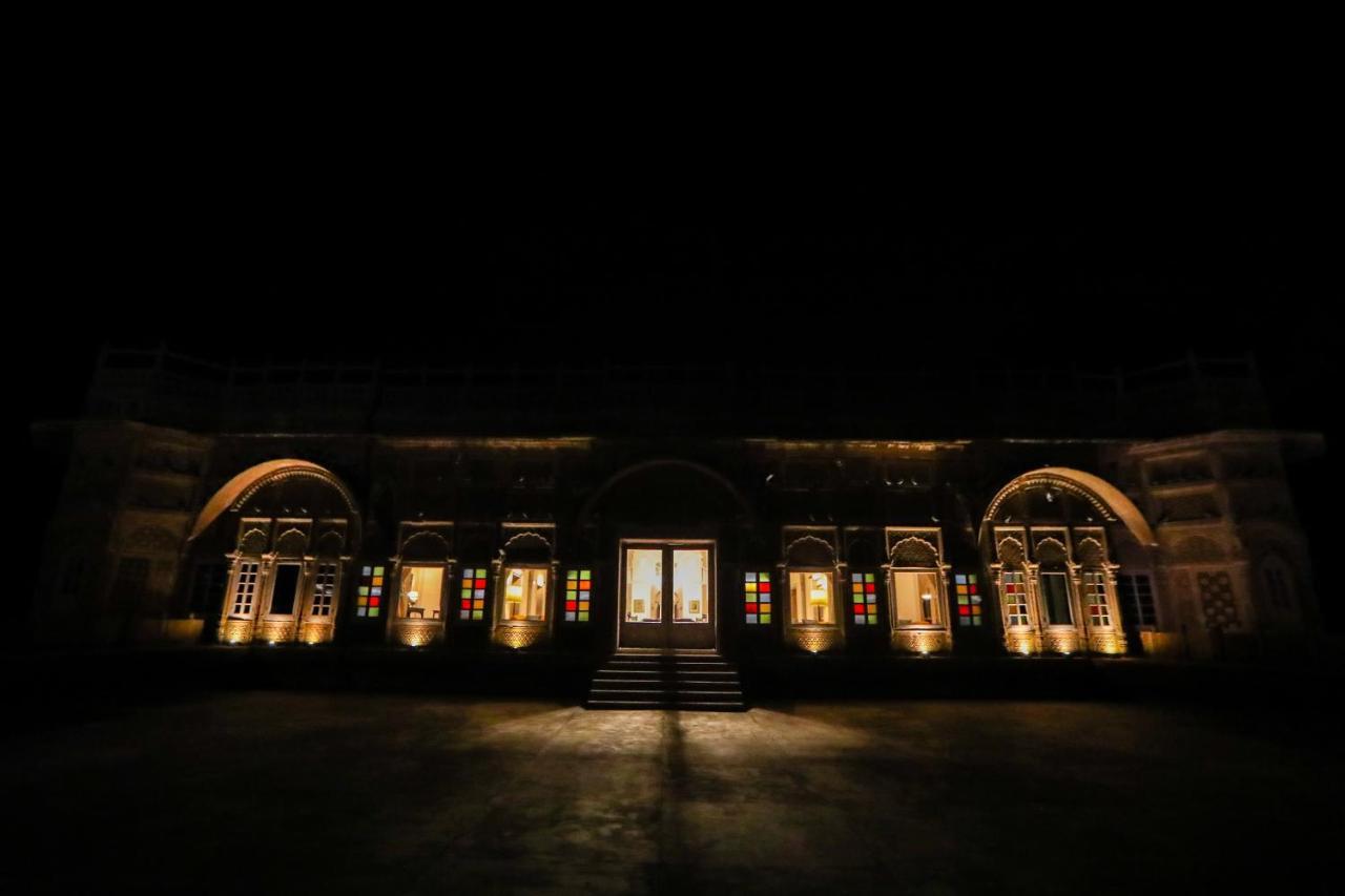 Welcomheritage Bal Samand Lake Palace Jodhpur  Exterior photo