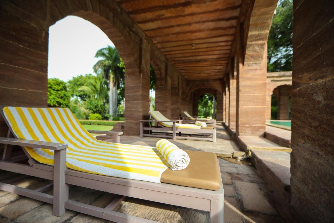 Welcomheritage Bal Samand Lake Palace Jodhpur  Exterior photo