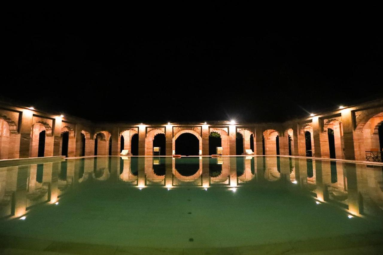 Welcomheritage Bal Samand Lake Palace Jodhpur  Exterior photo