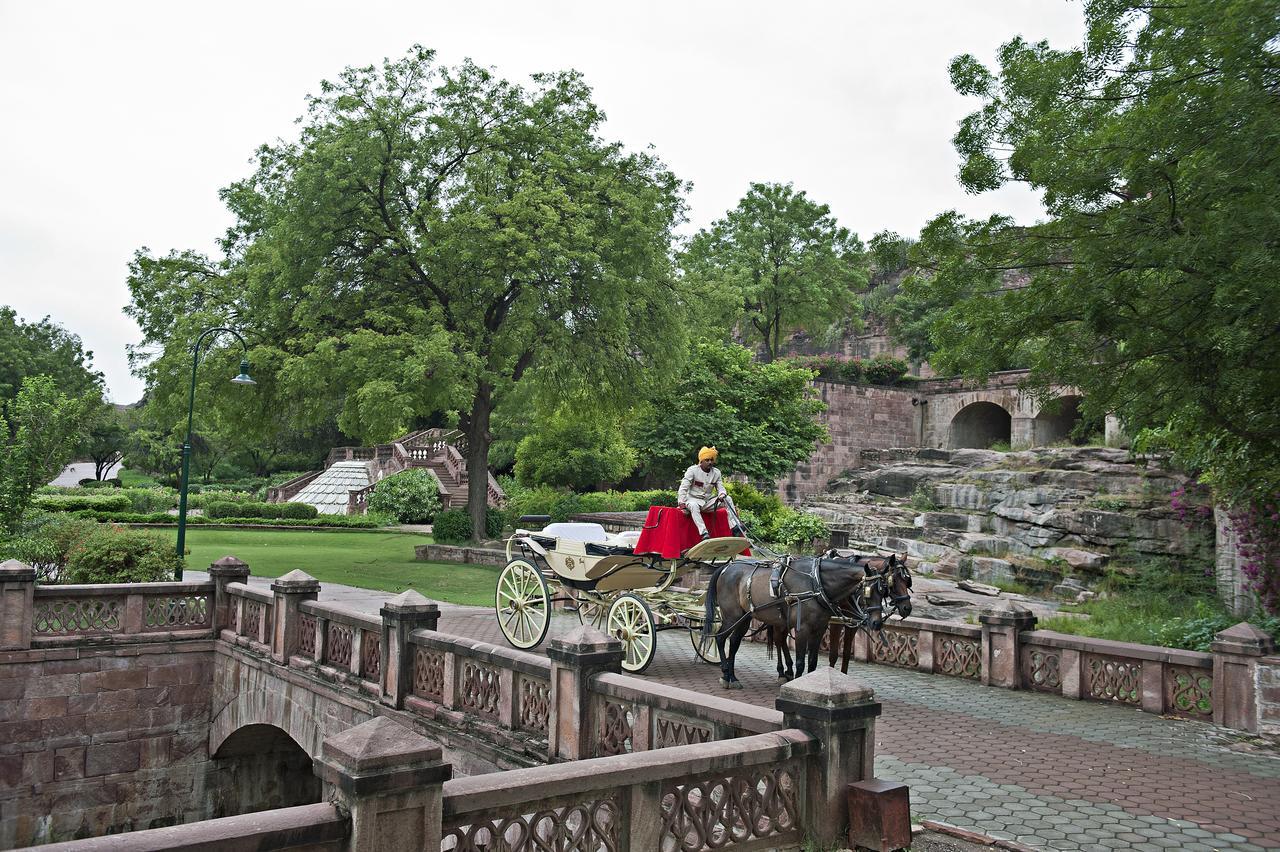 Welcomheritage Bal Samand Lake Palace Jodhpur  Exterior photo