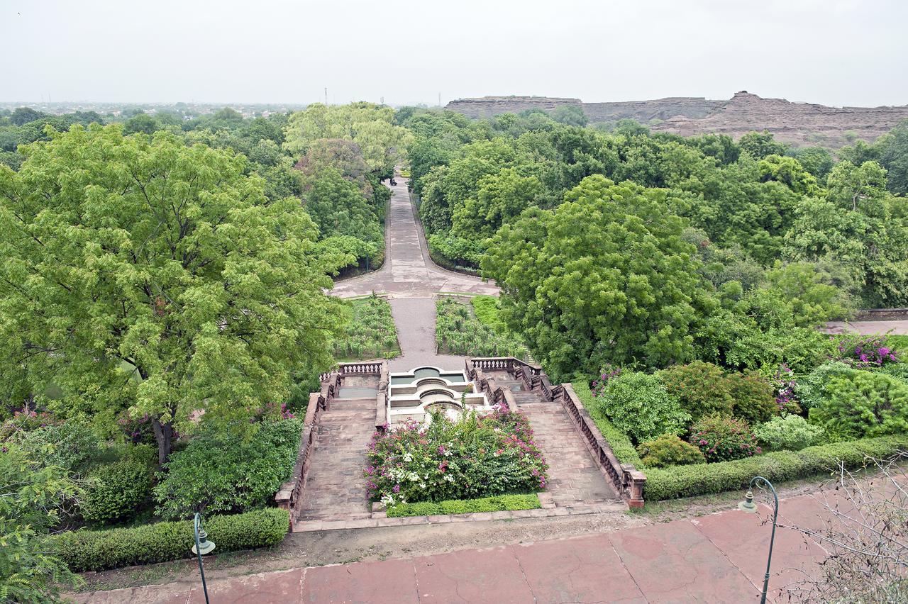 Welcomheritage Bal Samand Lake Palace Jodhpur  Exterior photo